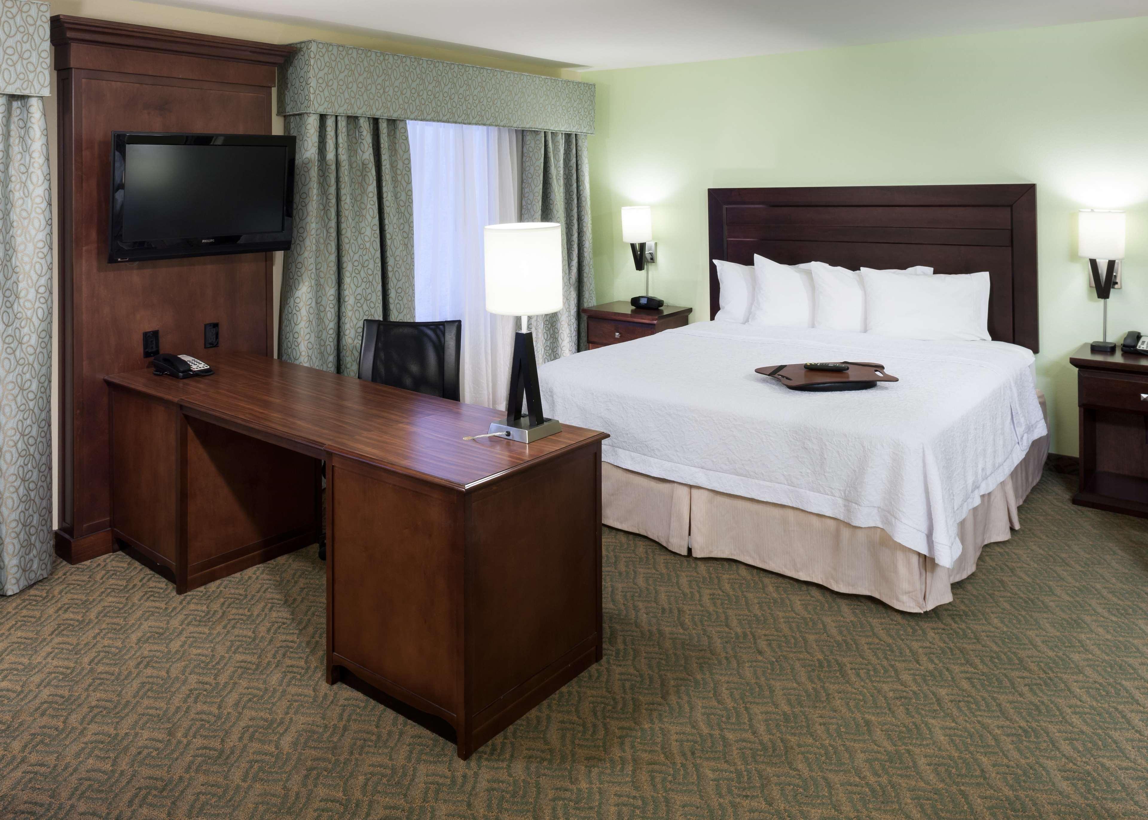 Hampton Inn & Suites Dallas-Arlington-South Bagian luar foto