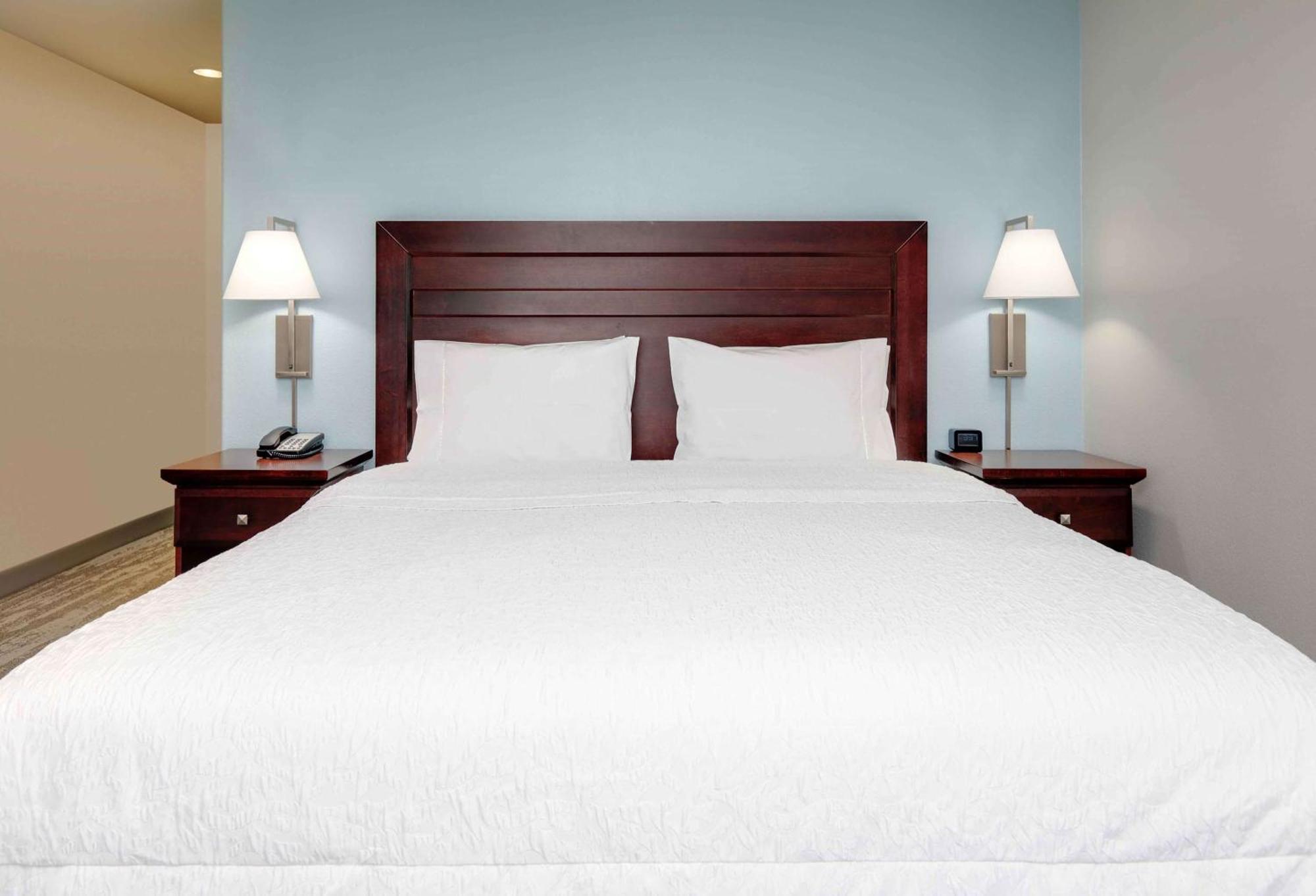 Hampton Inn & Suites Dallas-Arlington-South Bagian luar foto